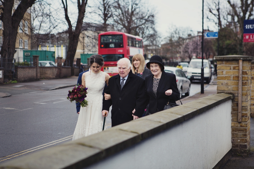 Laid back London wedding photography Lisa Jane Photography